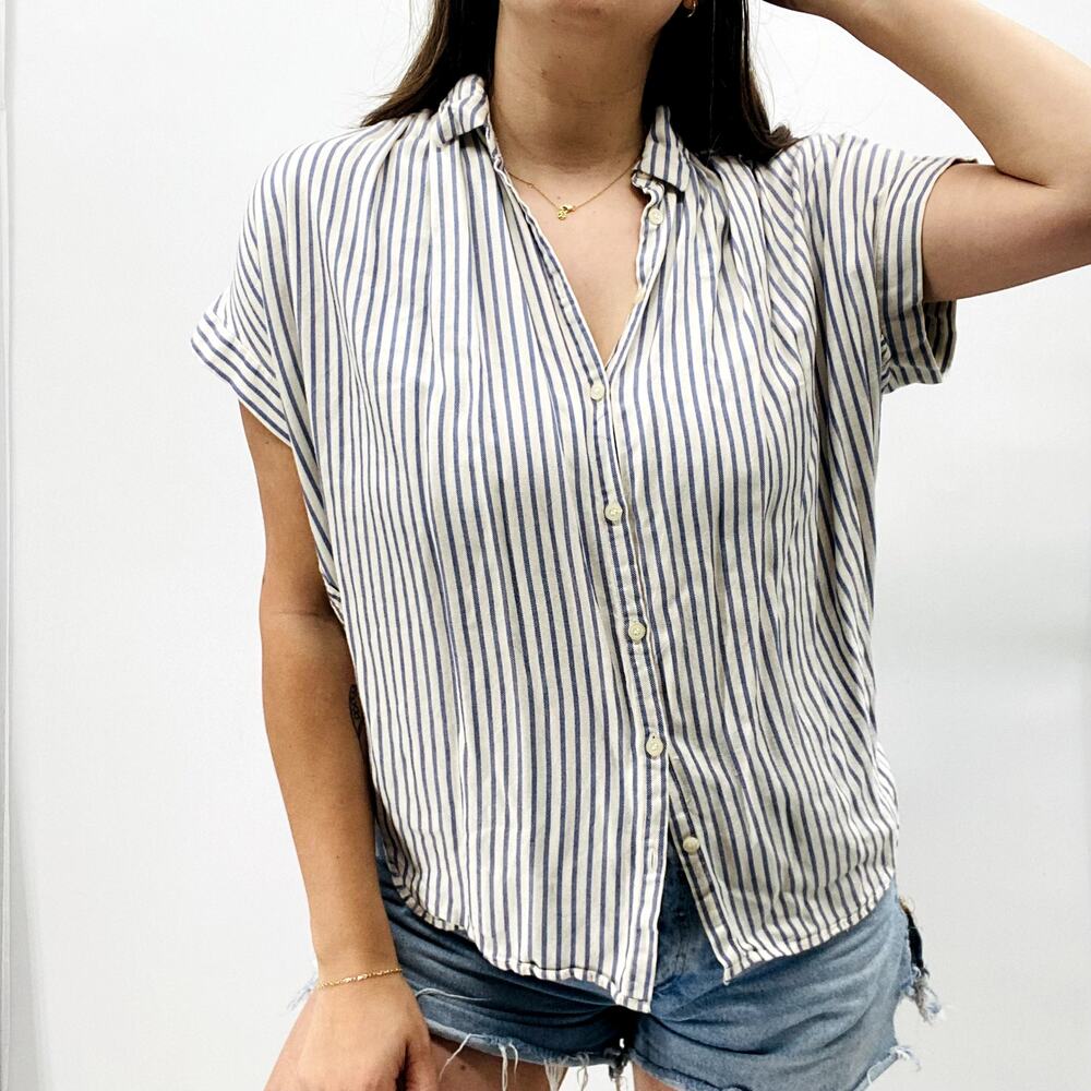 Madewell XS white and blue striped Button-Up Shirt